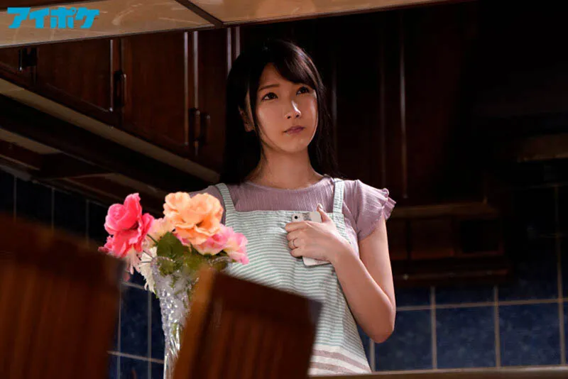 Lily Hart(リリー・ハート)作品JUL-808详细介绍与封面信息汇总-全面游戏