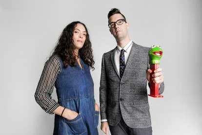 Amanda White 和 Jon Gibson，Iam8bit创始人