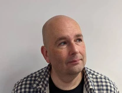 工作室负责人阿登·阿斯平尔