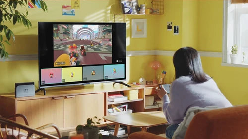 使用游戏聊天的Switch 2用户