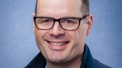 Damon Baker 负责战略合作