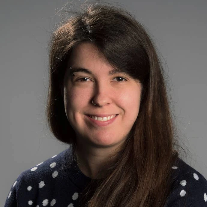 Elise Favis 交流协调员