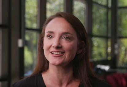 Elizabeth Loverso 头像