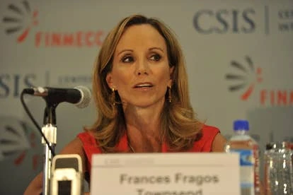 动视暴雪弗朗西丝·汤森德辞职，游戏行业高层变动解析