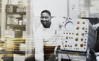 Gerald A. Lawson 设计师照片