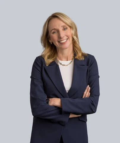 Hanneke Faber，理格（Logitech）新任CEO，身穿黑啬西装微笑面对镜头