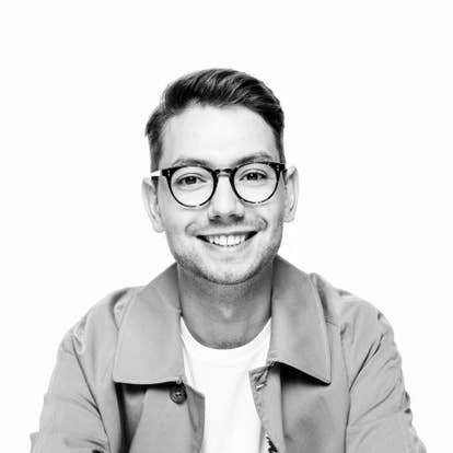 霍华德·霍夫曼在工作室