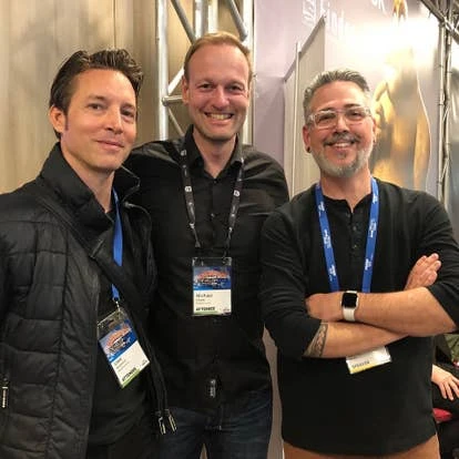 Bungie与Rockfish团队合影