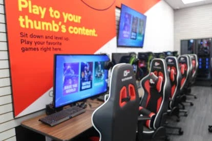 GameStop门店图片