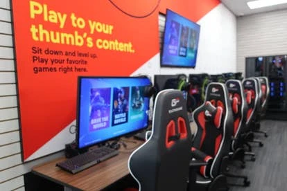 GameStop新概念店外观