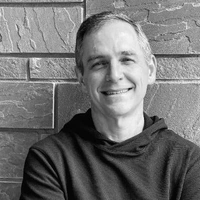 Marc Whitten接受采访图片