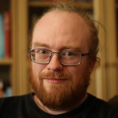 Parabolic Theatre创意总监 Owen Kingston照片