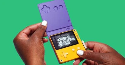 Playdate游戏掌机图片