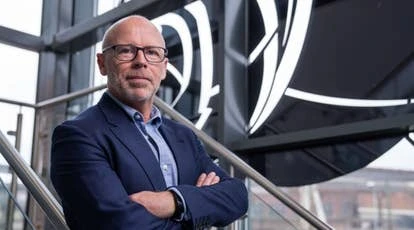 Sumo集团CEO Carl Cavers 受到新年荣誉奖