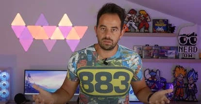 YouTuber因评测复古游戏手持设备被警方突袭事件全解析