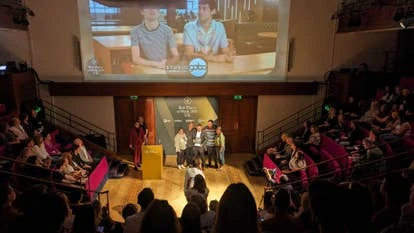 英国最佳游戏工作场所奖牌