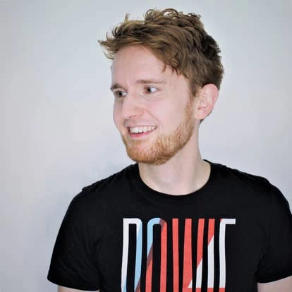 James Robinson 访谈图