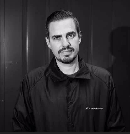 Remedy CEO Thomas Puha的照片