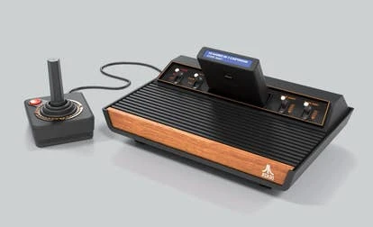 Atari 2600+ 复古游戏主机