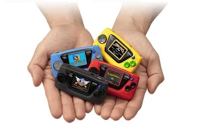 SEGA公开GameGearMicro新品发布，掌控怀旧掌机游戏热潮