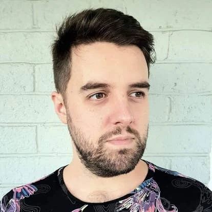 Leigh Harris 访谈截图