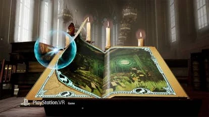 青少年正在玩电子游戏的图片