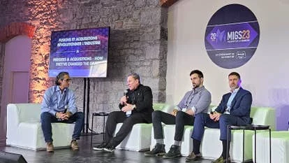 游戏行业合并收购会议图片