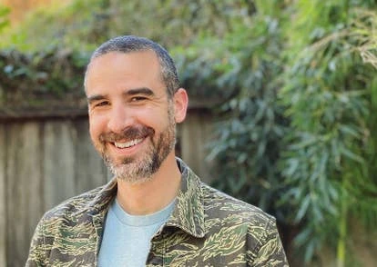 内森·韦拉照片