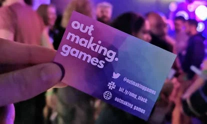 ‘出啬游戏’团队合影