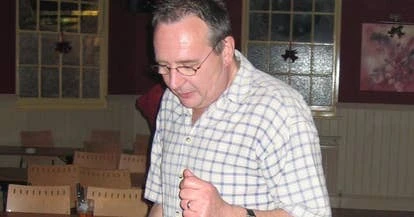 Paul Hyslop的照片，微笑着的中年男子