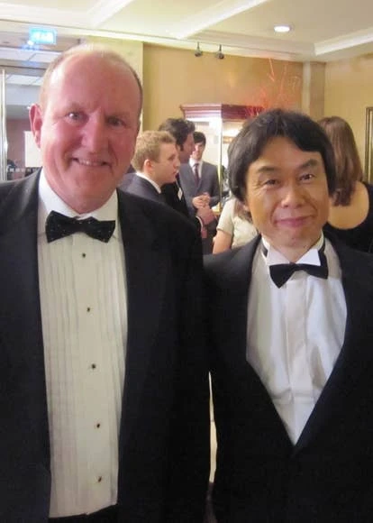 Livingstone在BAFTA颁奖典礼上与宫本茂会面