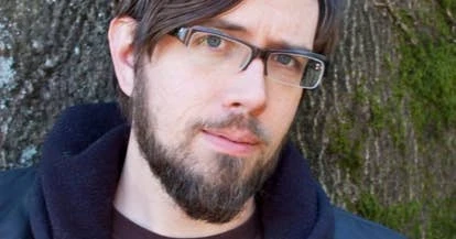 Gaynor在公司活动中的照片