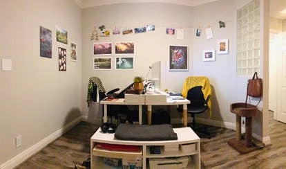 Ashley的办公桌环境