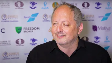 国际象棋比赛现场照片