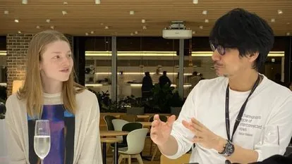 亨特·沙弗与粉丝合影引关注|娱乐明星互动精彩瞬间