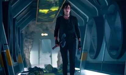 Netflix《老兵未老2》动作奇幻续集表现平庸，唯一亮点揭秘