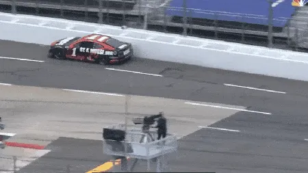 NASCAR：取消虚拟赛车误导，严惩危险的“墙骑”行为【赛车安全】