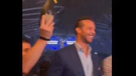 电竞CEO与女权争议者安德鲁·泰特共庆，用泡沫香槟，现被停职—电竞行业最新风波