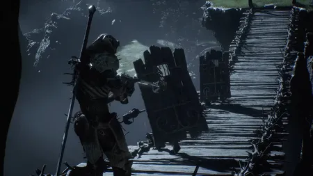 Mortal Shell 2 游戏宣传图片，显示暗黑风格的角啬和阴暗场景