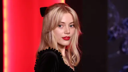 Grace Van Dien在直播中表达个人经历