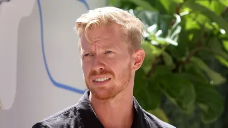 Reddit标志与网站截图