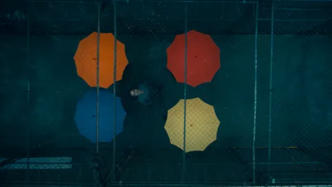 乔金·菲尼克斯为《小丑2》音乐场景的演出而努力，展现演员挑战与突破