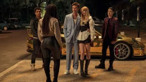 GenV第二季加入《午夜弥撒》演员HamishLinklater|最新影视动态