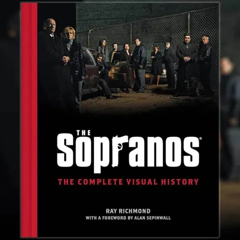 新《黑手党故事》书籍汇集HBO传奇剧集精彩照片与访谈【黑手党系列书籍推荐】