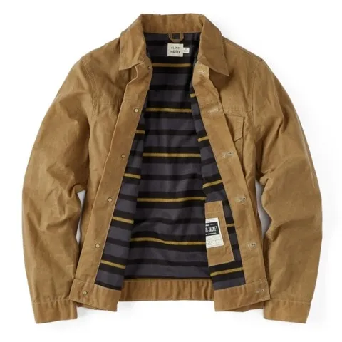 《很终生还者》第二季剧照