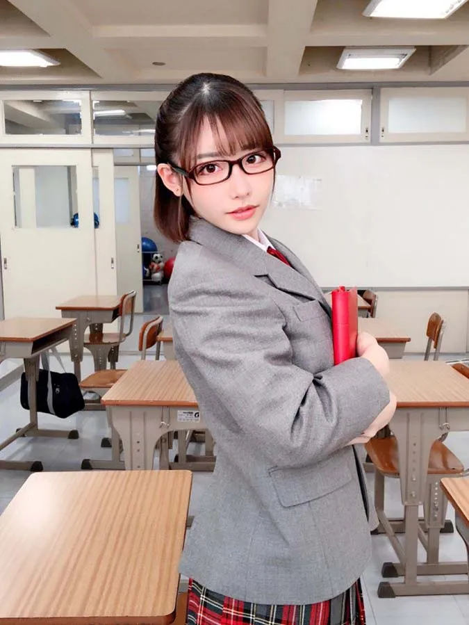 深田咏美演艺转型展示图