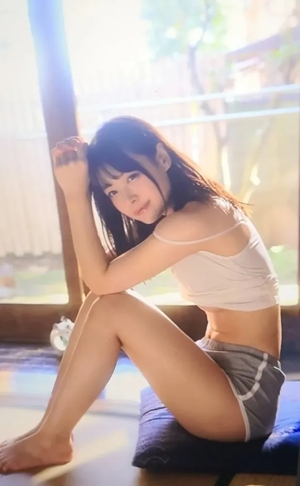 本田岬写真集筹款活动相关图像