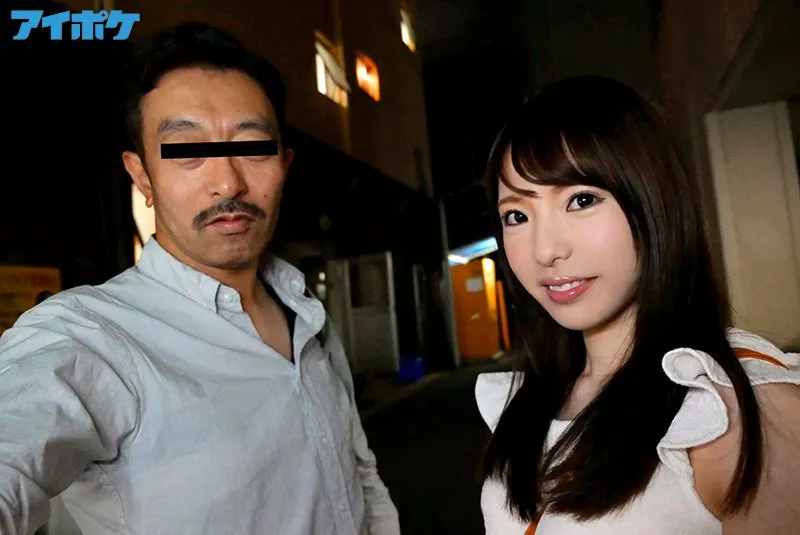 芦那诗织写真展示