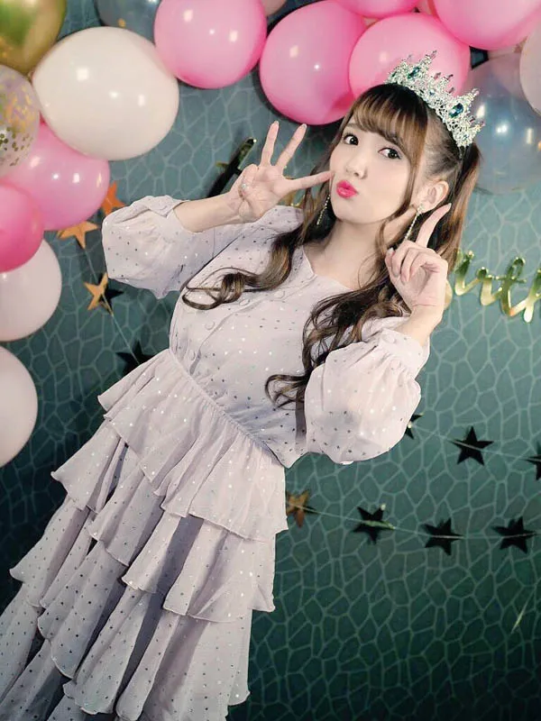 友田彩也香十周年纪念作品封面