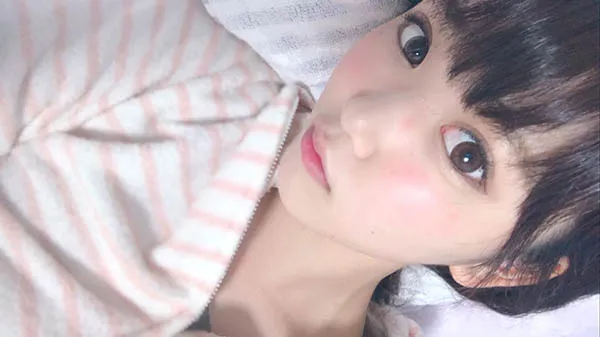 儿玉玲奈清新写真照